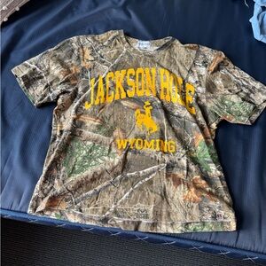 Diamond cross ranch T-shirt